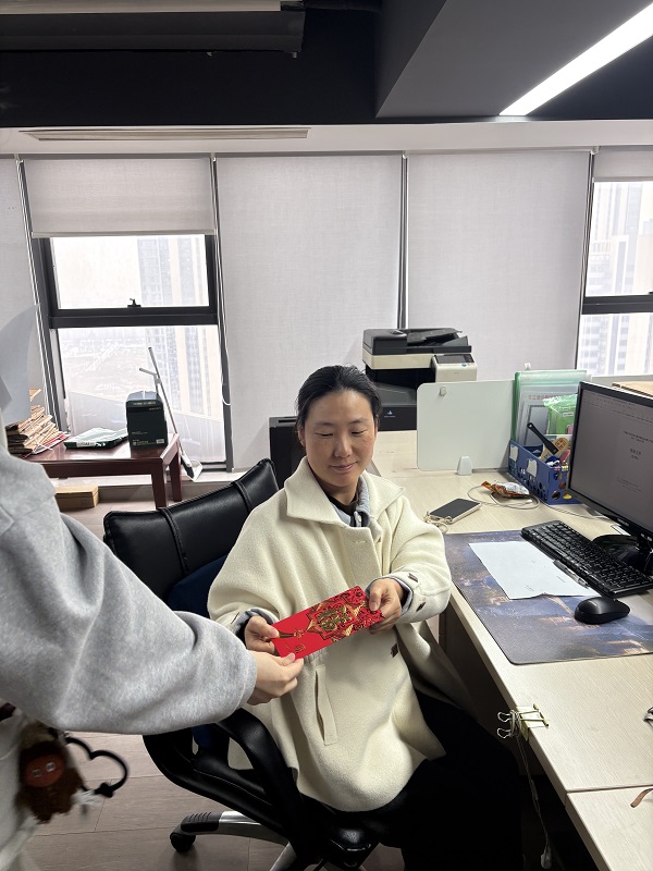 巾幗筑夢新時(shí)代 致敬“她”力量